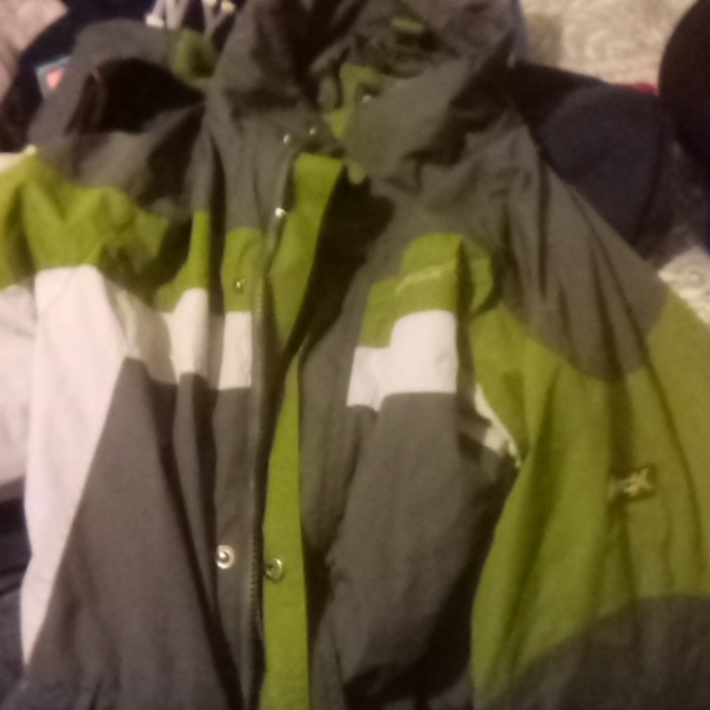 M free country fcxtreme jacket. Hooded. Very warm. No damage